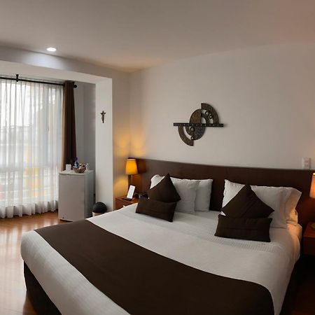 Hotel Casa Galvez Manizales Bagian luar foto