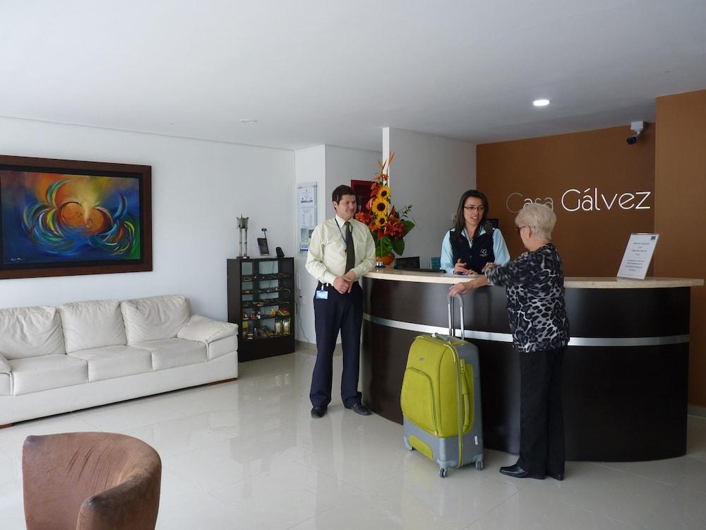 Hotel Casa Galvez Manizales Bagian luar foto