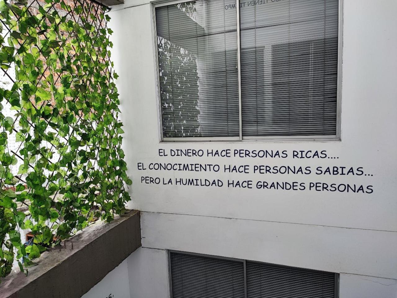 Hotel Casa Galvez Manizales Bagian luar foto