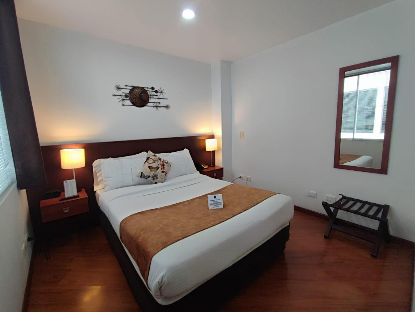 Hotel Casa Galvez Manizales Bagian luar foto