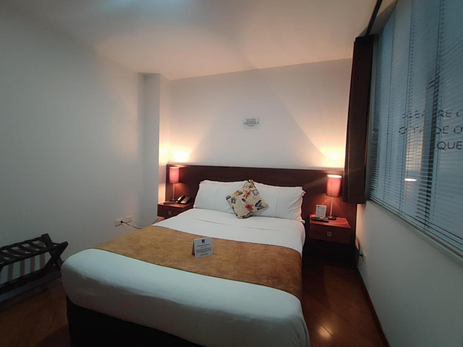 Hotel Casa Galvez Manizales Bagian luar foto