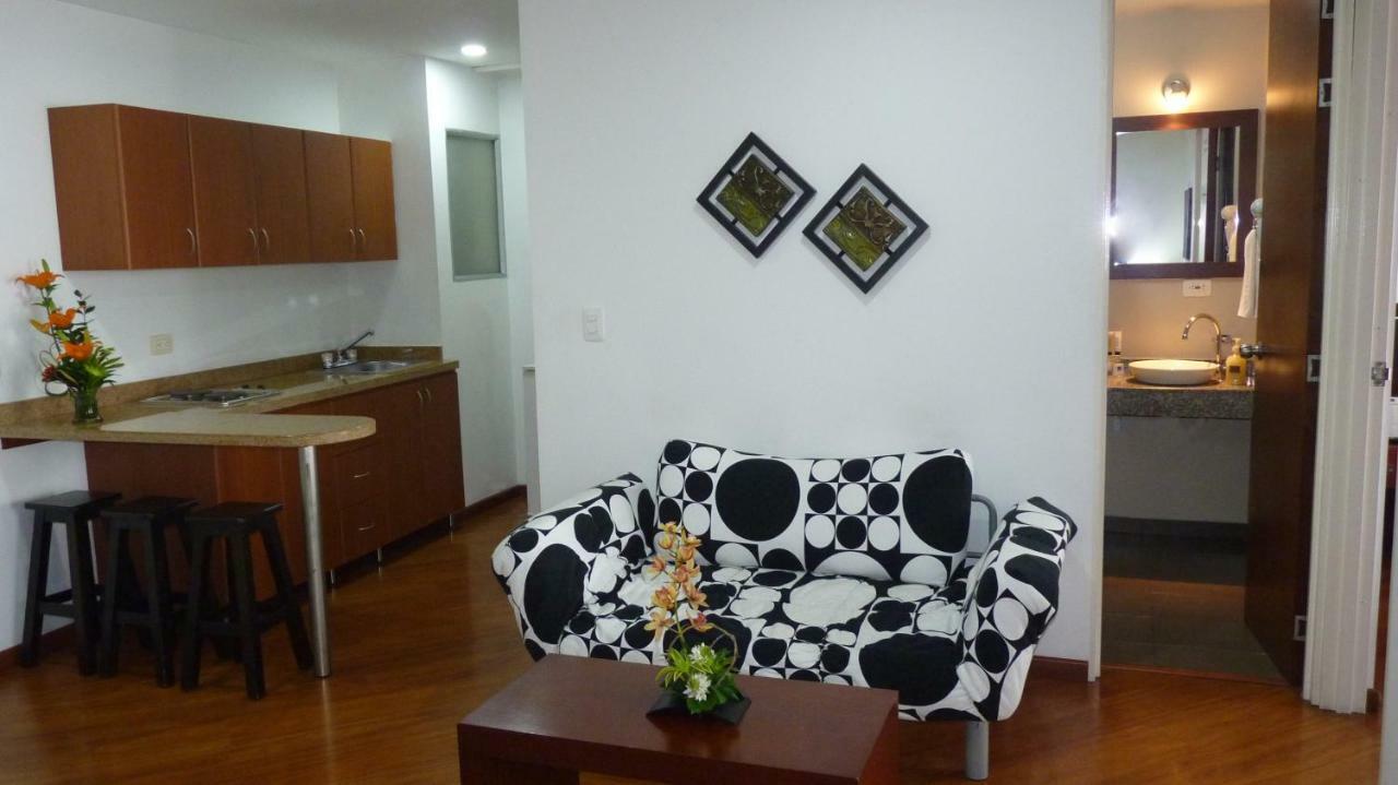 Hotel Casa Galvez Manizales Bagian luar foto